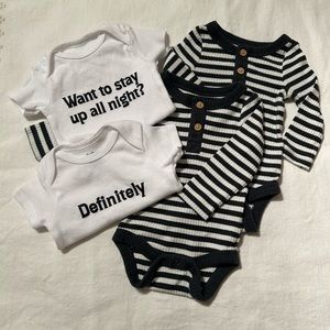 Twins 🤍 matching onesie and long sleeve